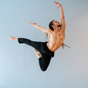 Yasser Domínguez, Acosta Danza Dancer